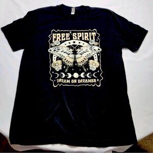 NEW NEVER WORN Large Black Butterfly Moon Cycle Dreamer Tshirt free spirit